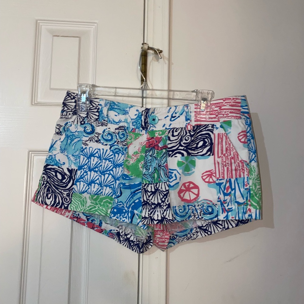 Lilly Pulitzer shorts size 4